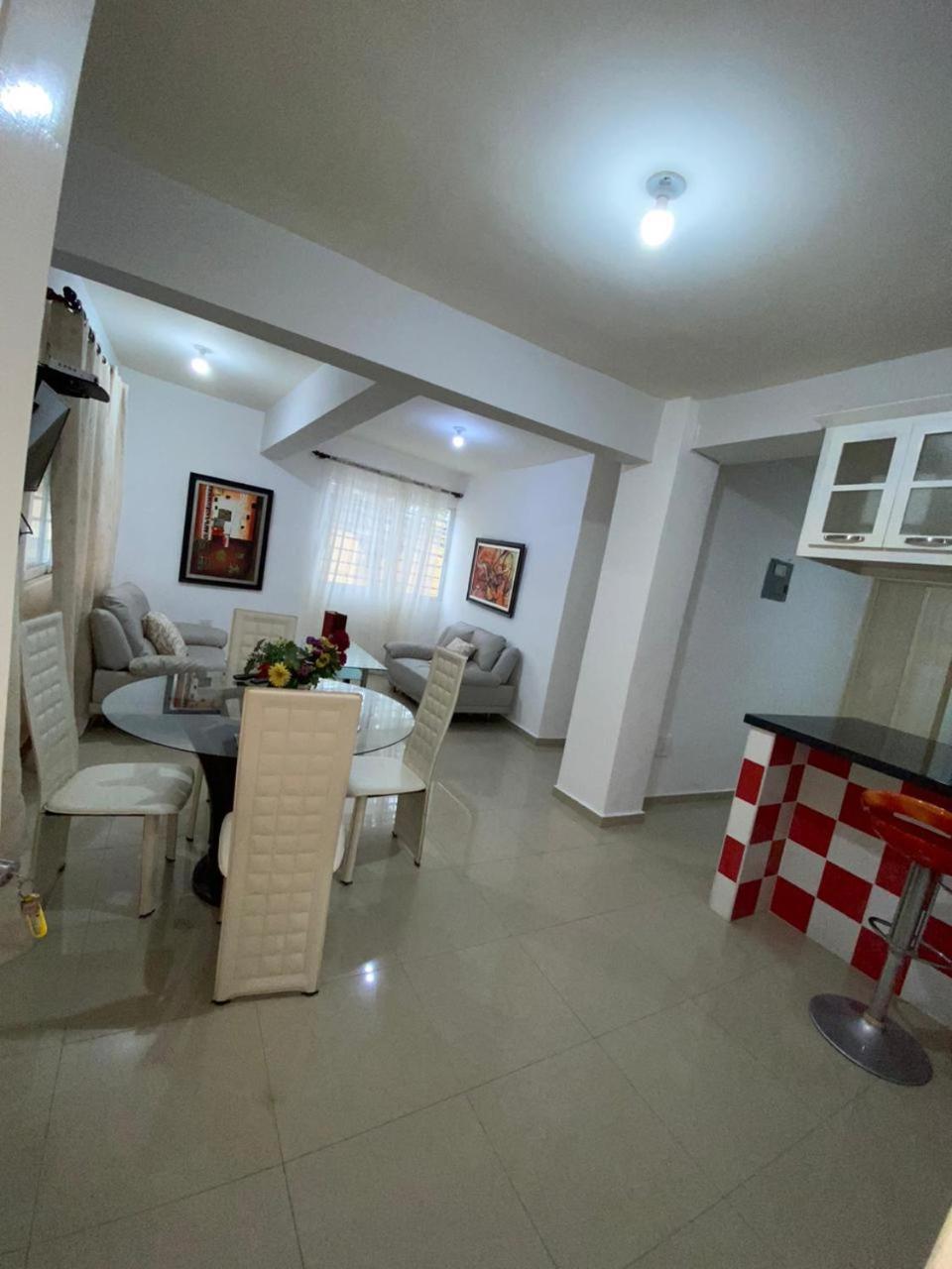 D' Franchesis Hostal Juan Dolio Buitenkant foto