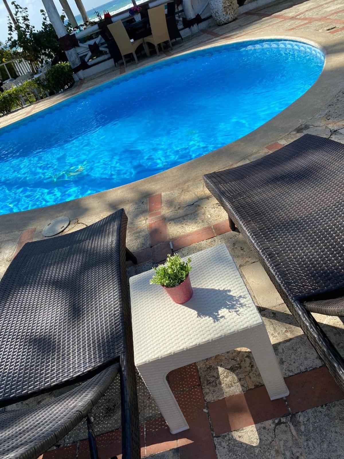 D' Franchesis Hostal Juan Dolio Buitenkant foto