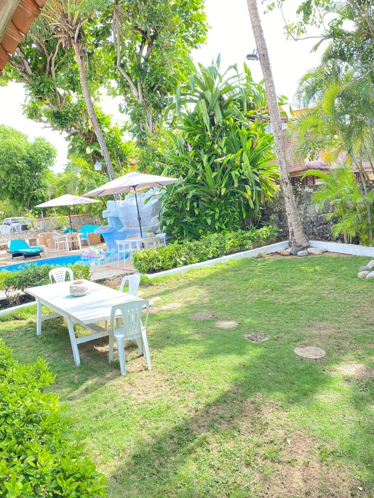 D' Franchesis Hostal Juan Dolio Buitenkant foto